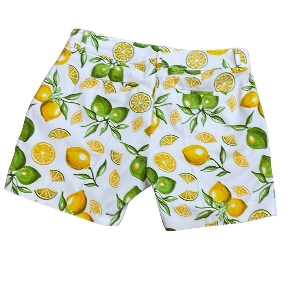 Isaac Mizrahi New York Lemon Lime Scattered Print Tailored Shorts size 10 - Picture 3 of 10